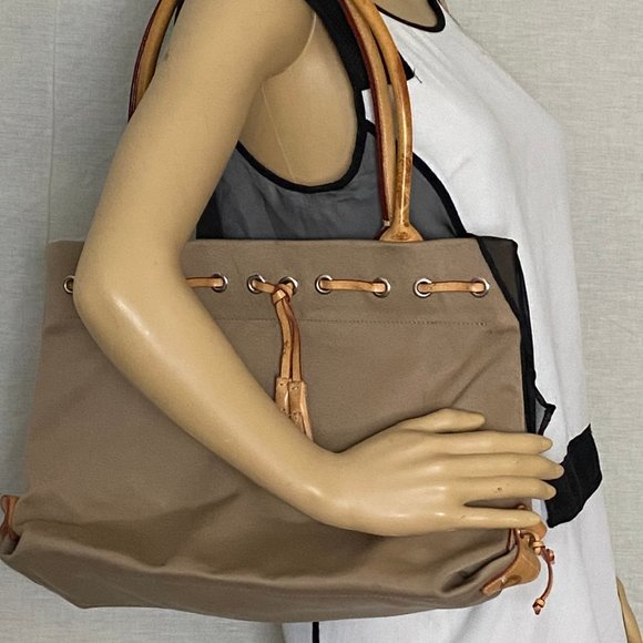 Dooney & Bourke XL Size Tan Nylon Shoulder Bag - Picture 8 of 11